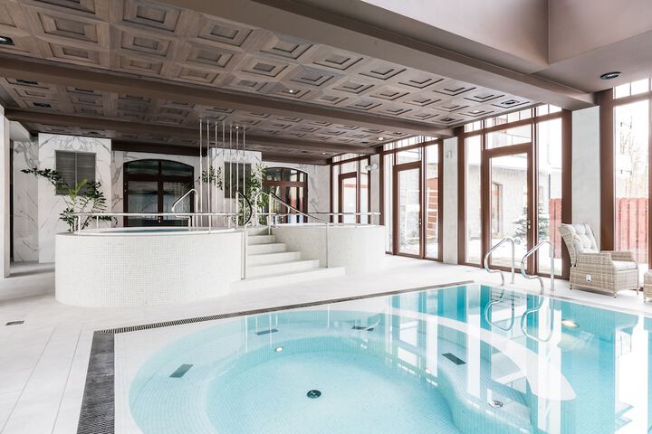 Pool 22 of 49