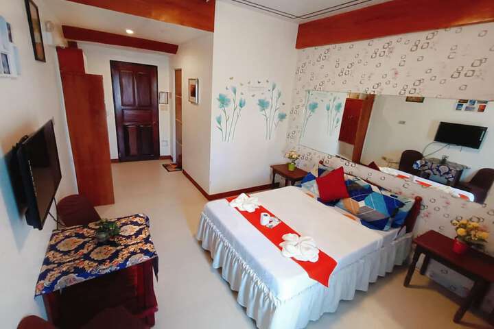 Room 25 of 85