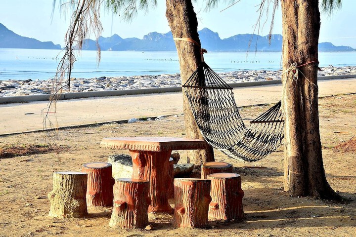 Beach 54 of 75