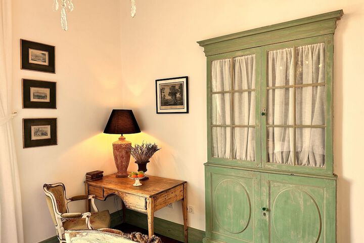 Room 41 of 57