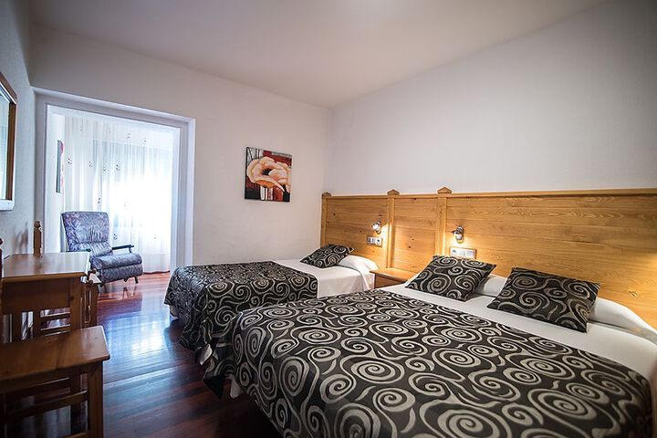 Room 16 of 34