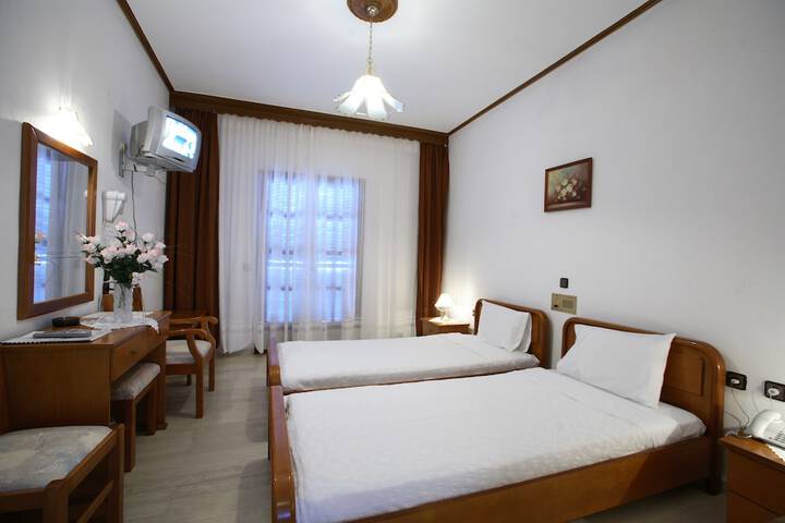 Room 5 of 54
