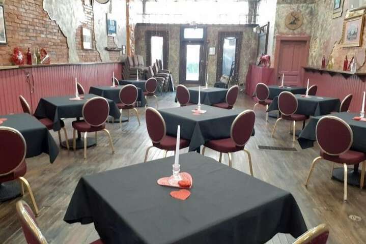 Banquet hall