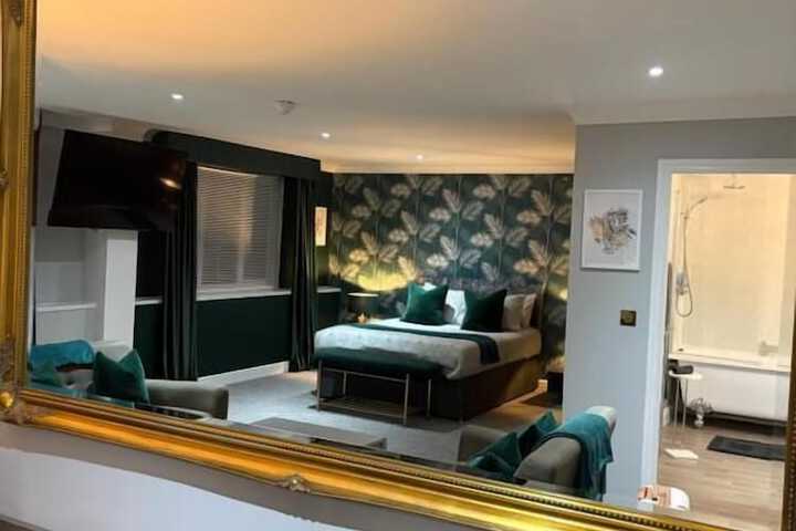 Room 17 of 50