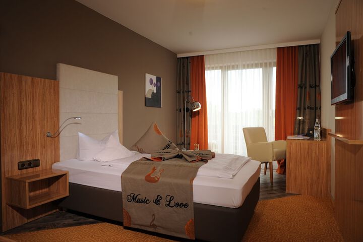 Room 4 of 59