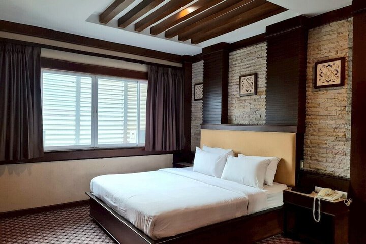 Room 21 of 40