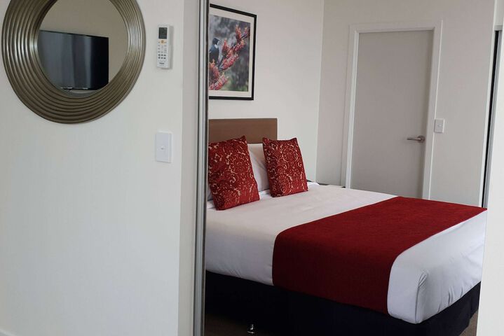 Room 6 of 49