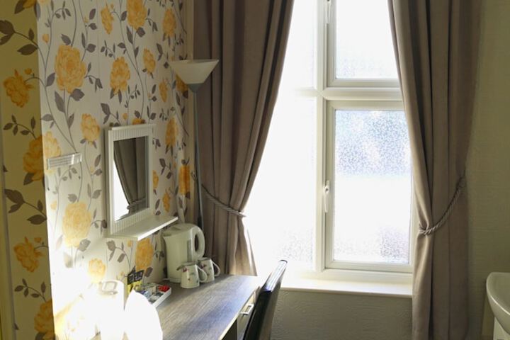Room 7 of 70
