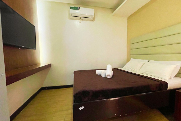 Room 26 of 73