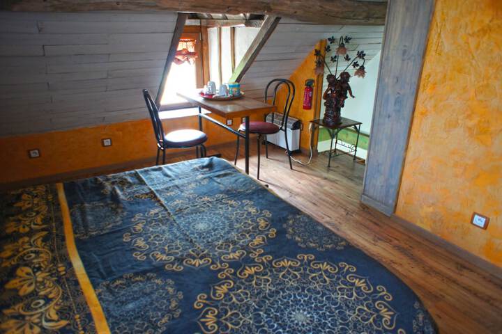 Room 14 of 34