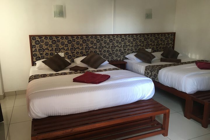Room 11 of 34