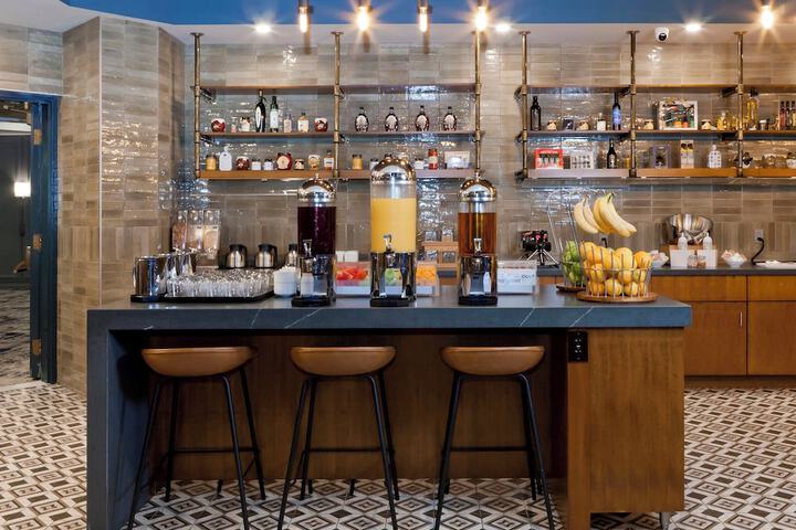 Breakfast area