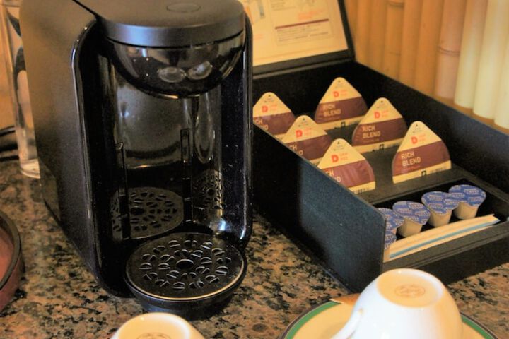 Breakfast/Coffee Service 23 of 75