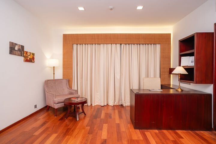 Room 46 of 115