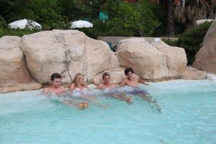 Pool 199 of 228