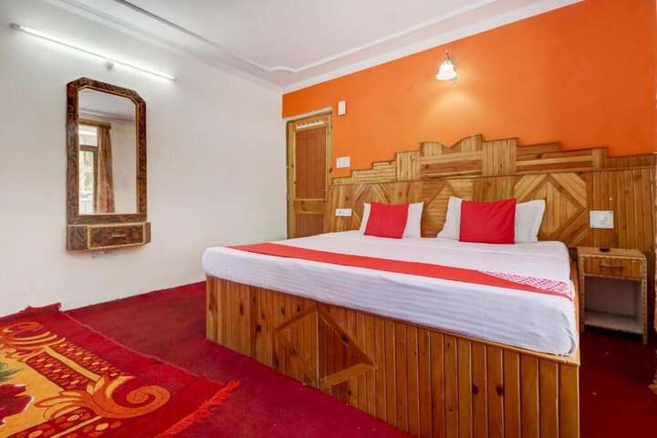 Room 8 of 21
