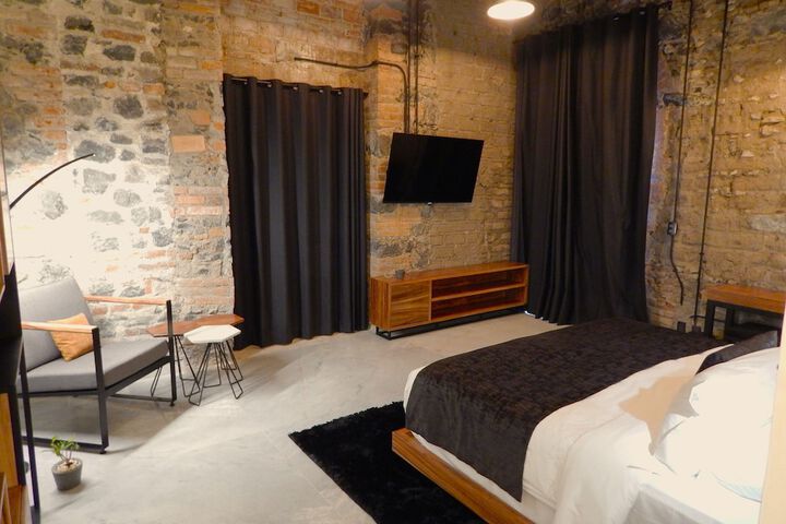 Room 21 of 51