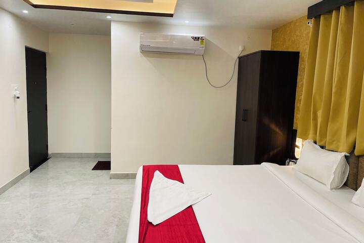 Room 16 of 49