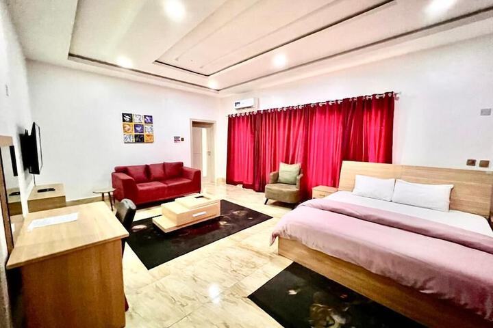 Room 5 of 21