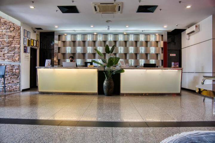 Hotel Entry