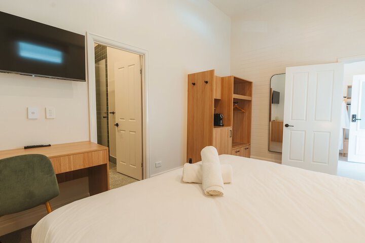 Room 8 of 26