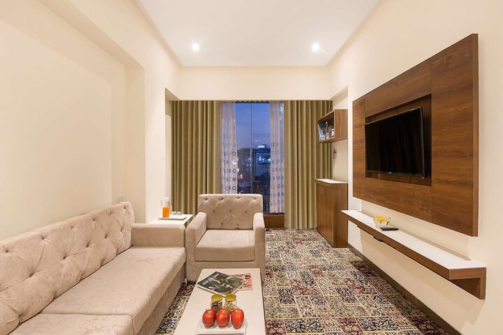 Room 18 of 31