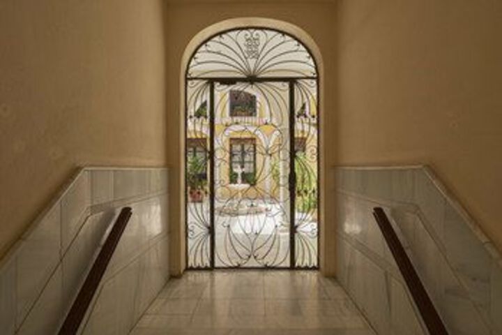 Hotel 17 of 25