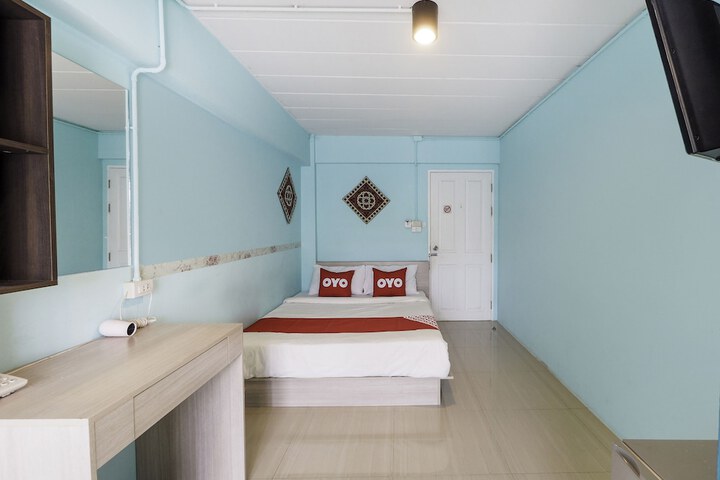 Room 16 of 40