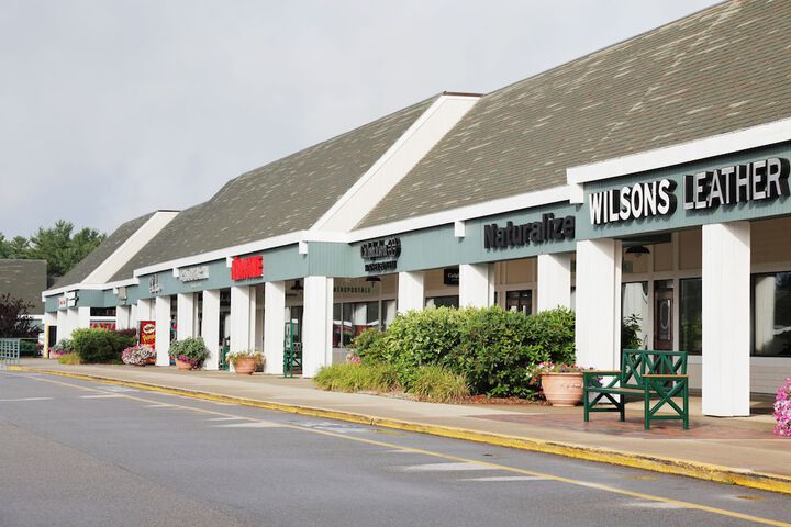 Shopping mall