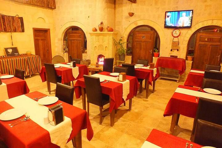 Dining Photos