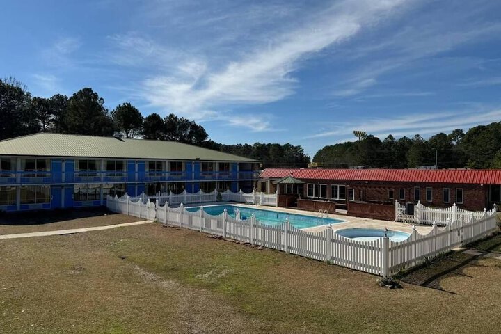 Hotel 14 of 14