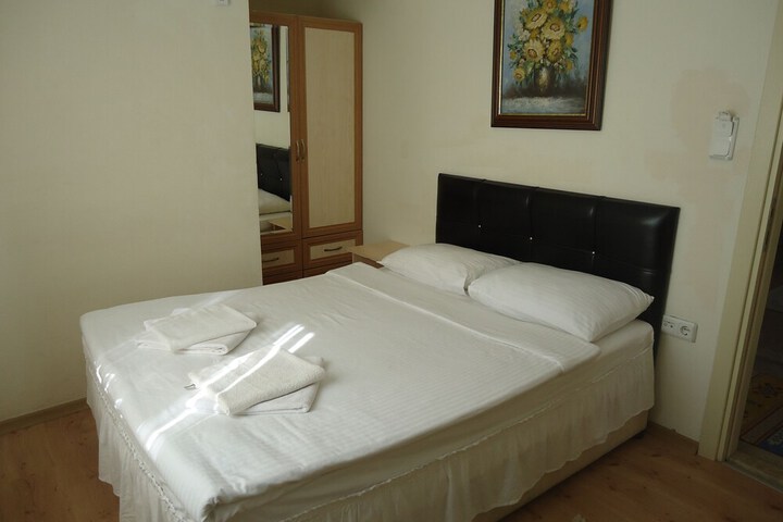 Room 7 of 54