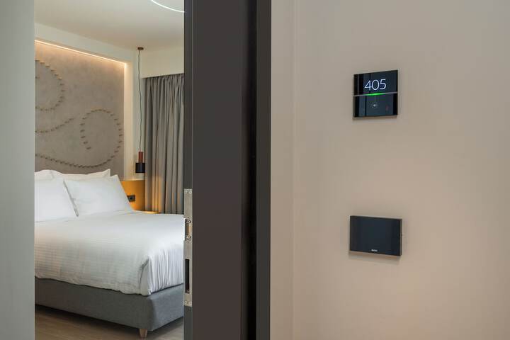 Room 74 of 147