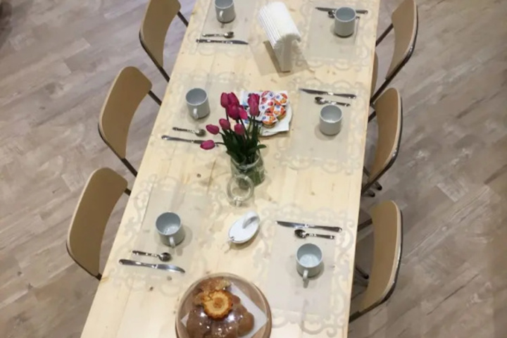 Dining 16 of 17