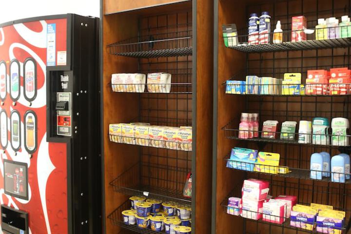 Snack bar