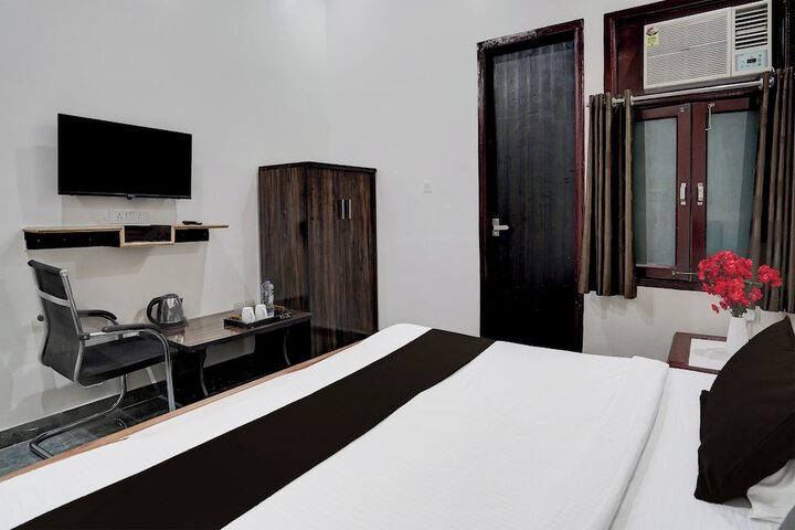 Room 7 of 20