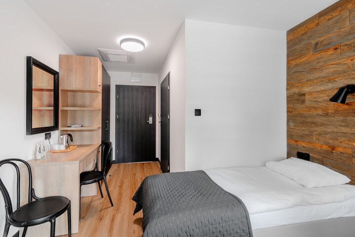 Room 5 of 39