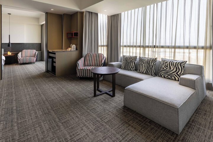 Room 22 of 104