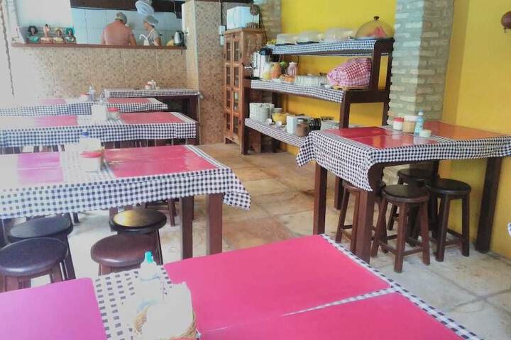 Dining 102 of 121