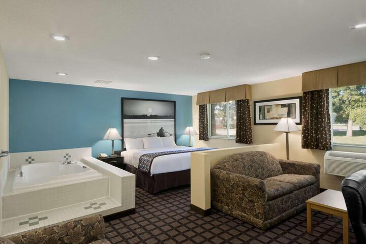 Standard | King Bed (1 of 9)