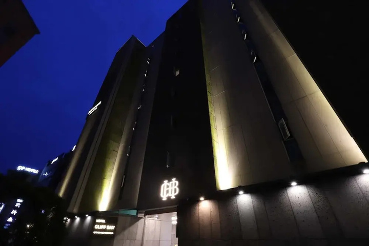 Hotel 8 of 8