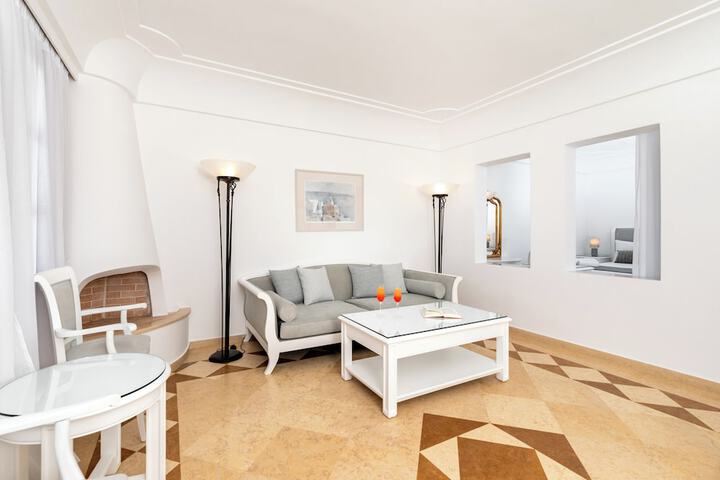 Room 40 of 120