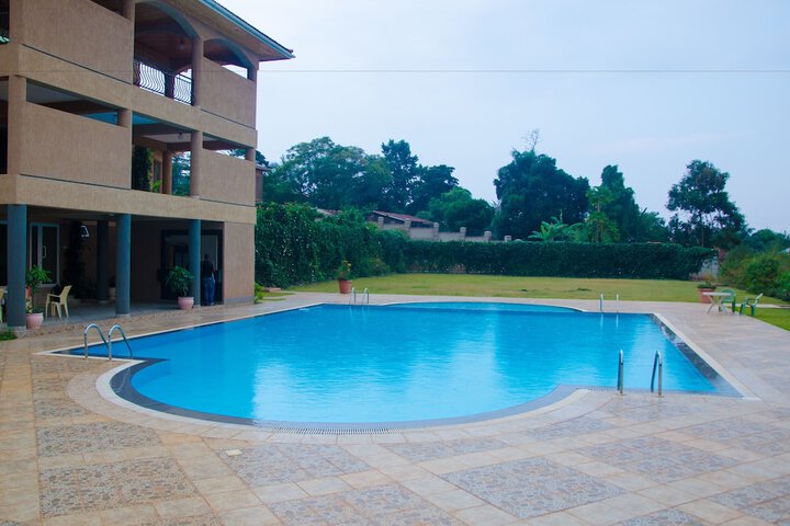 Pool 43 of 59