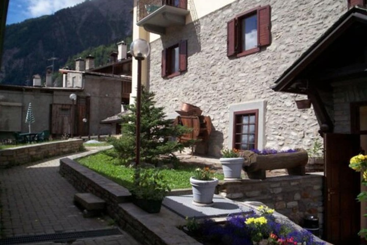 Hotel 56 of 61
