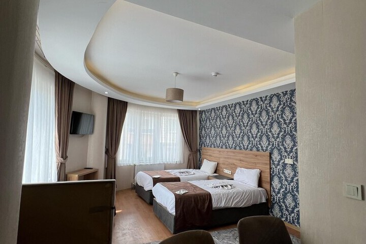 Room 25 of 54