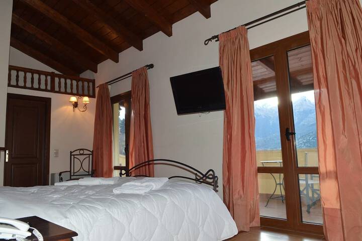 Room 16 of 26
