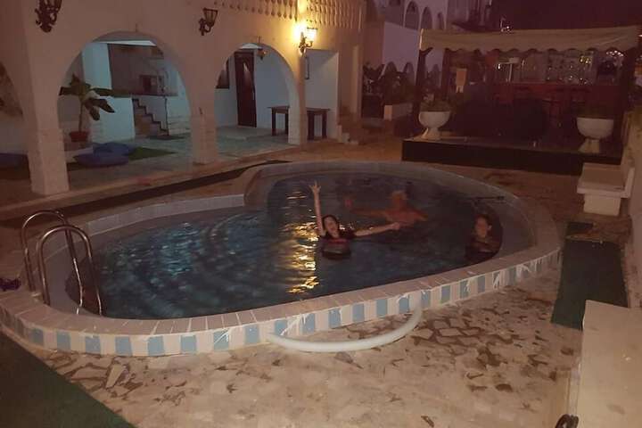 Pool 21 of 45