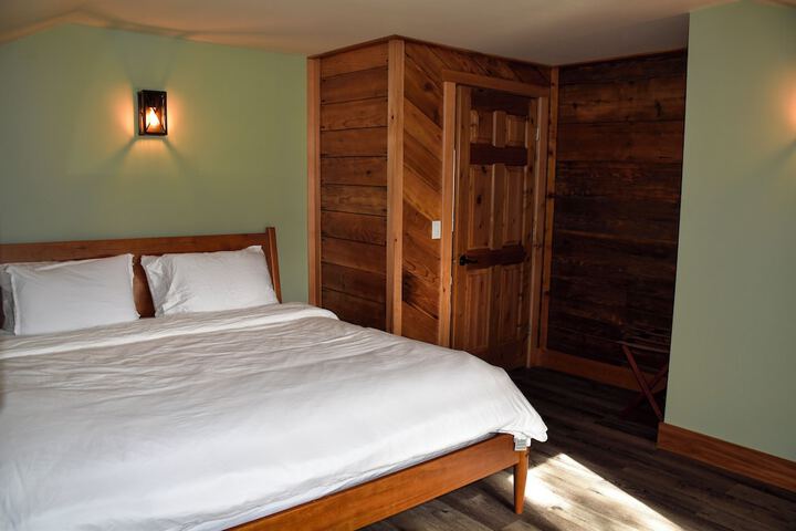 Room 3 of 50
