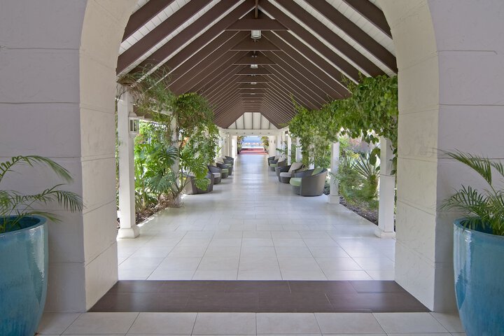 Ballroom/Hall 42 of 50