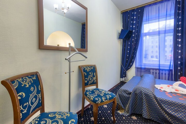 Room 46 of 48